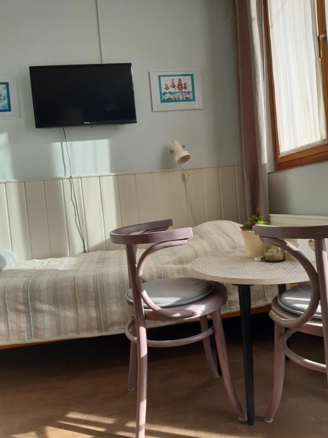 Nora Apartman Gyula Exteriör bild